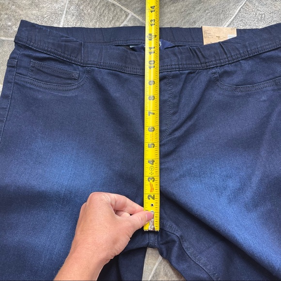 R1893 Roebuck & Co. Skinniest Leg Legging - Picture 8 of 10